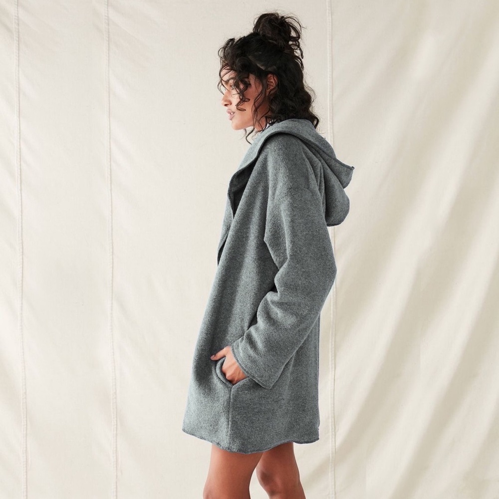 urban outfitters  remade cozy oversized coat s/m